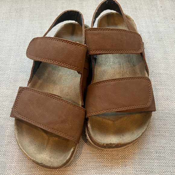 The Children's Place Other - Children’s Place Sandals Kids Size 2